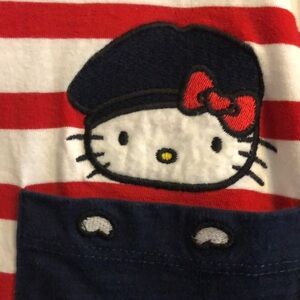 ASOS SANRIO hello kitty striped shirt.
Hello Kitty in pocket!